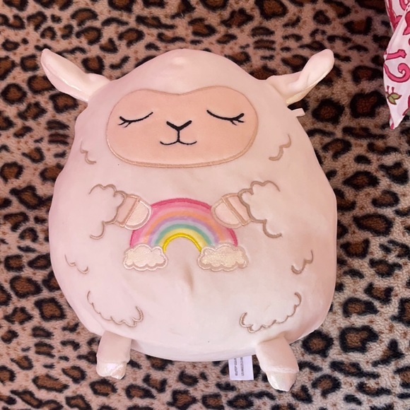 TRADING OR SELLING:* rare * llama squish mallow. - Picture 1 of 1